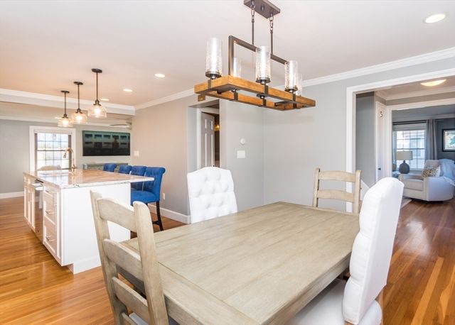 91 Canterbury Road, Waltham, MA 02453