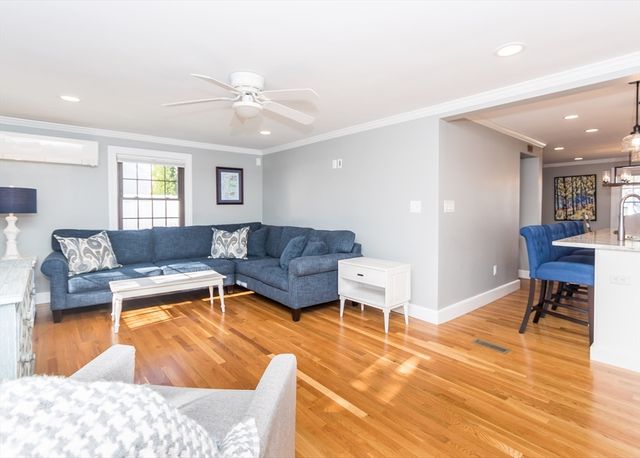 91 Canterbury Road, Waltham, MA 02453