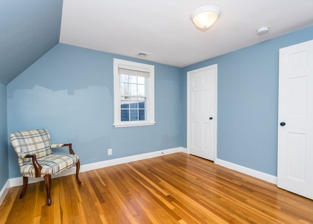 91 Canterbury Road, Waltham, MA 02453