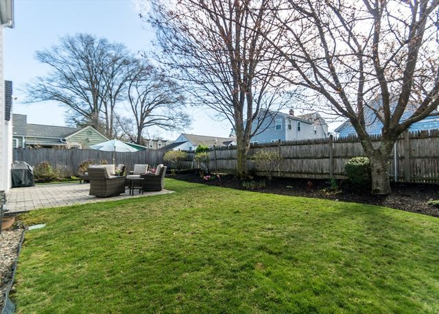 91 Canterbury Road, Waltham, MA 02453