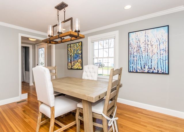 91 Canterbury Road, Waltham, MA 02453