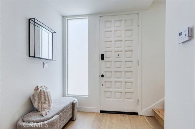 11919 Mayfield 2, Los Angeles, CA 90049