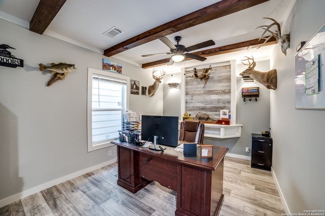 3292 Fm 1784, Pleasanton, TX 78064