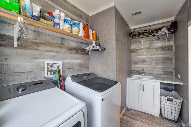 3292 Fm 1784, Pleasanton, TX 78064