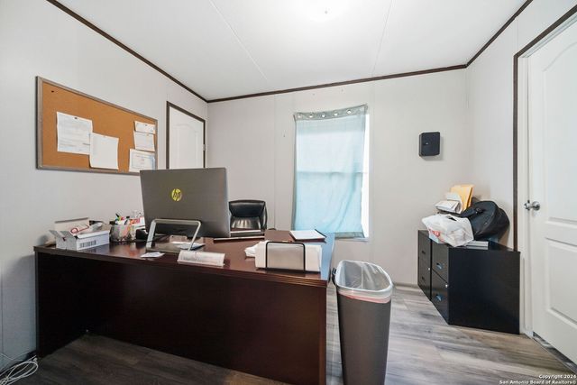 3292 Fm 1784, Pleasanton, TX 78064