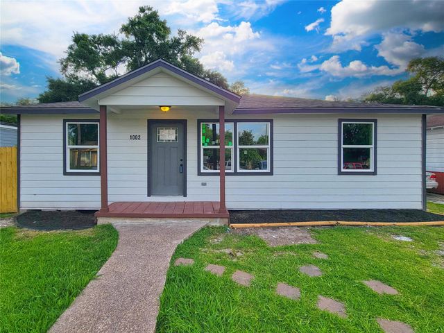 1002 Francis Drive, Pasadena, TX 77506