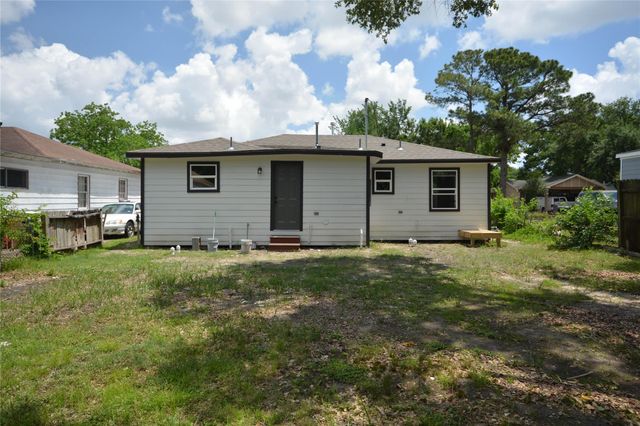 1002 Francis Drive, Pasadena, TX 77506
