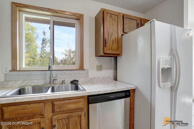 3325 N Sparrow Court, Palmer, AK 99645