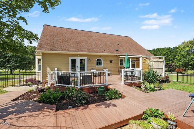 1628 Colston Crossing, Zebulon, NC 27597