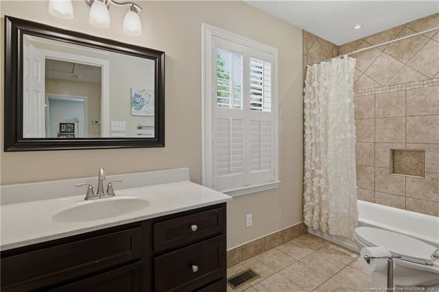 6120 Lochview Drive, Fayetteville, NC 28311