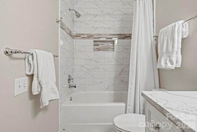 3204 Margellina Drive, Charlotte, NC 28210