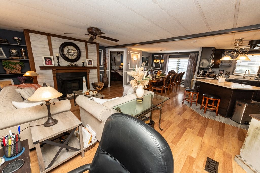 261 Blackthorn Road, Matteson, IL 60443 — photo 5