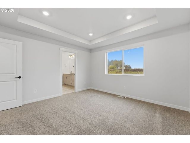 18955 Sw EUREKA Ln, Beaverton, OR 97007