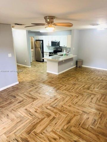 11225 W Atlantic Blvd 102, Coral Springs, FL 33071