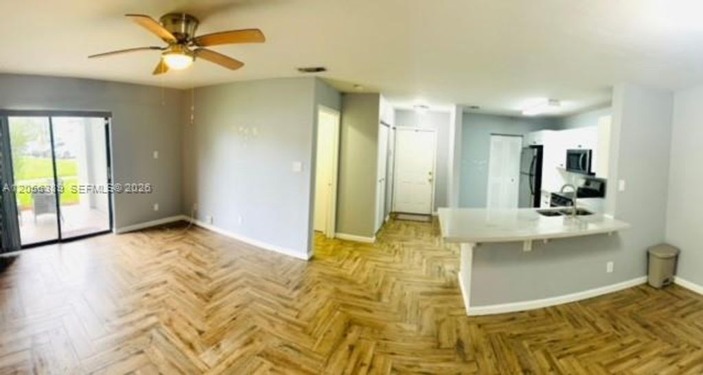 11225 W Atlantic Blvd 102, Coral Springs, FL 33071