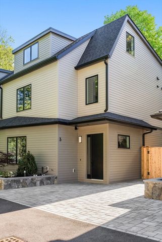 956 Walnut Street 3, Newton, MA 02461