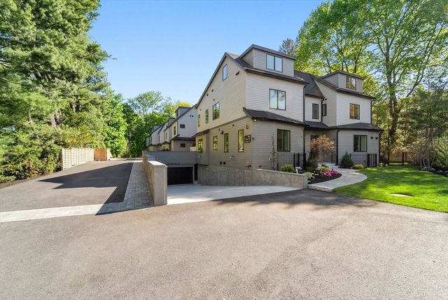 956 Walnut Street 3, Newton, MA 02461