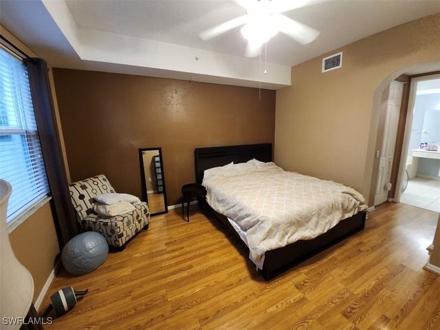 1445 Mariposa CIR 101, Naples, FL 34105