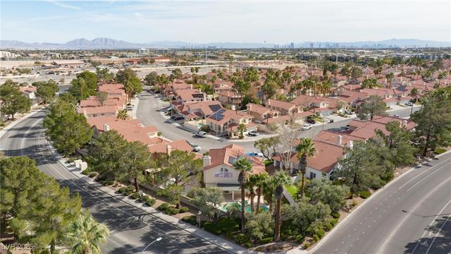 7652 Botany Bay Drive, Las Vegas, NV 89128