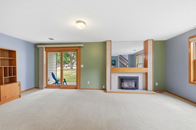 3632 Gershwin Lane N, Oakdale, MN 55128