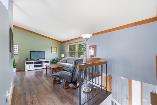 3632 Gershwin Lane N, Oakdale, MN 55128