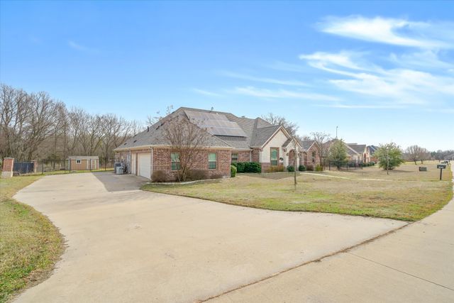 1088 Stephen Court, Farmersville, TX 75442