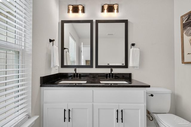 1928 Highland Ridge Ct 10B, Pensacola, FL 32534