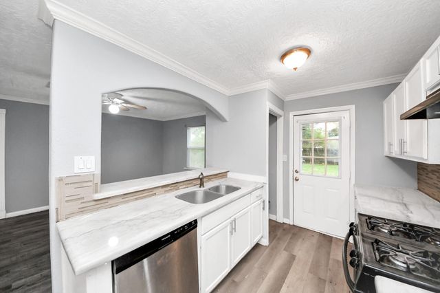 6817 Anderson Street, Texas City, TX 77591