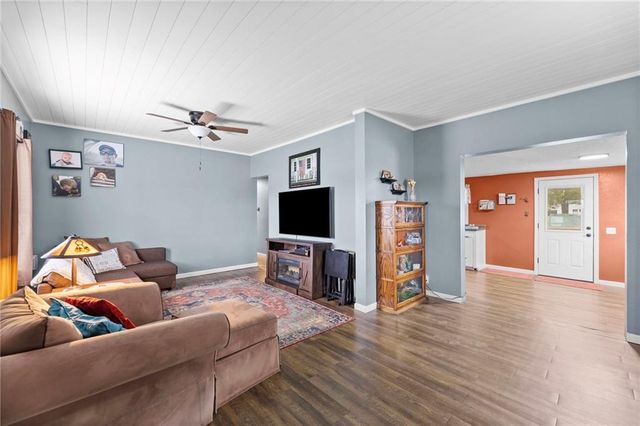 623 Walnut Street, Wellsville, KS 66092