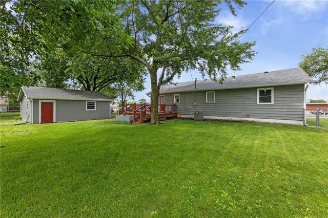 623 Walnut Street, Wellsville, KS 66092