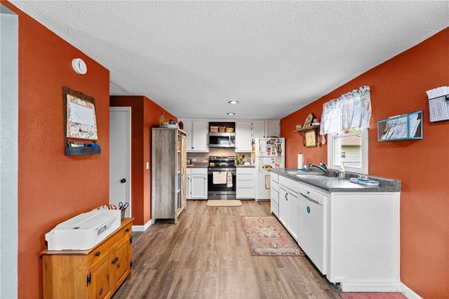 623 Walnut Street, Wellsville, KS 66092