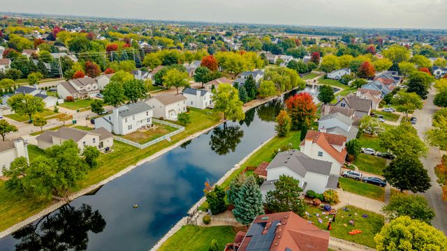 5302 Meadowbrook Street, Plainfield, IL 60586