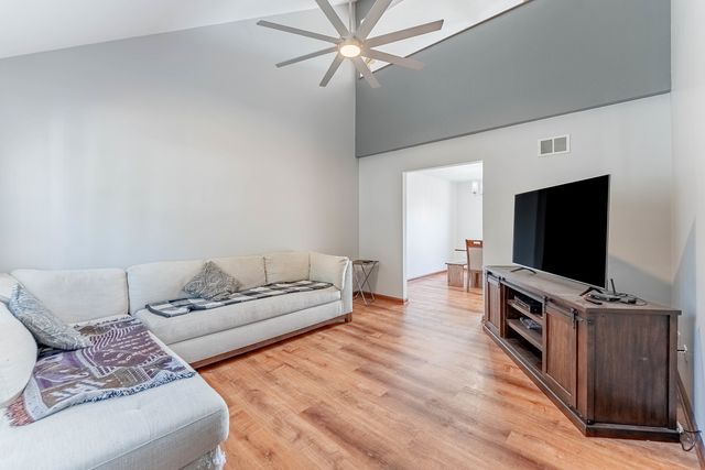 5302 Meadowbrook Street, Plainfield, IL 60586