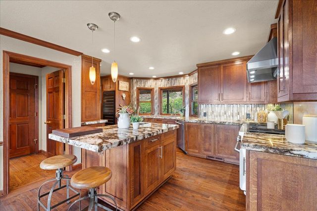 19960 Skyline Boulevard, Los Gatos, CA 95033