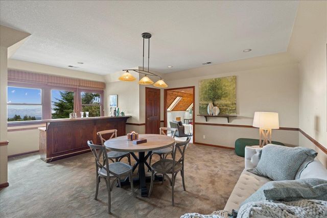 19960 Skyline Boulevard, Los Gatos, CA 95033