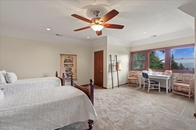 19960 Skyline Boulevard, Los Gatos, CA 95033