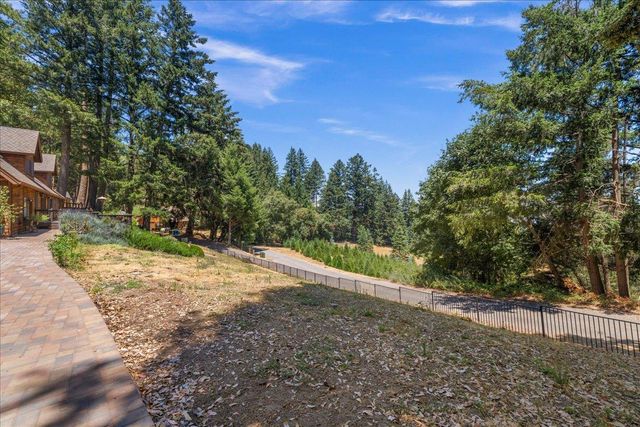 19960 Skyline Boulevard, Los Gatos, CA 95033