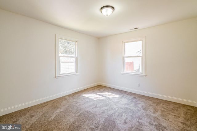 204 N HURON DR, Oxon Hill, MD 20745