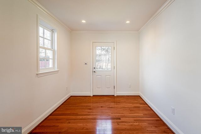 204 N HURON DR, Oxon Hill, MD 20745