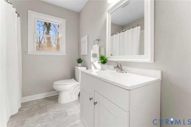 14608 Rivermont Rd, Chester, VA 23836