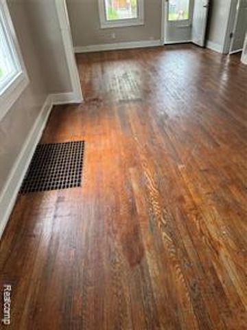 7821 Mead Street, Dearborn, MI 48126