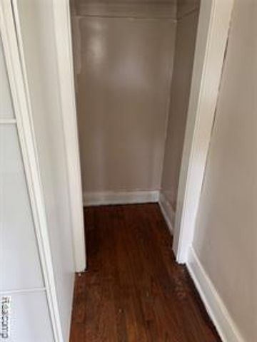 7821 Mead Street, Dearborn, MI 48126