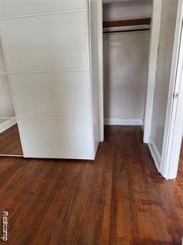 7821 Mead Street, Dearborn, MI 48126