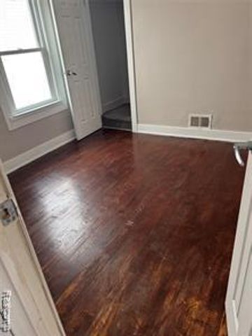 7821 Mead Street, Dearborn, MI 48126