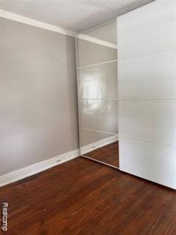 7821 Mead Street, Dearborn, MI 48126