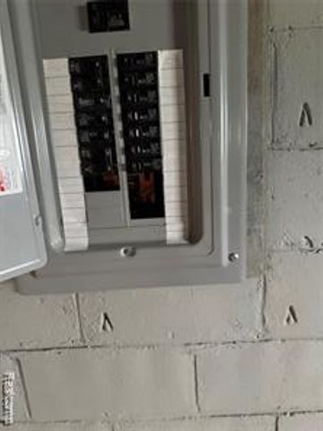 7821 Mead Street, Dearborn, MI 48126