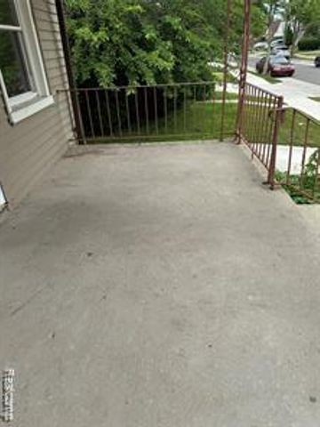 7821 Mead Street, Dearborn, MI 48126