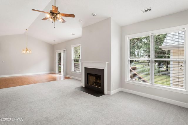 2 Rockville Way, Beaufort, SC 29902