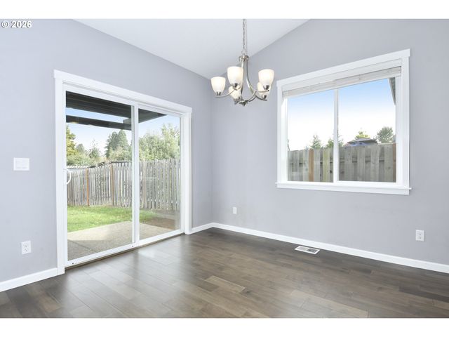 5817 Se 33RD St, Gresham, OR 97080