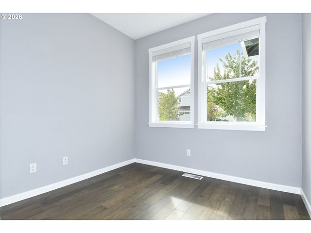 5817 Se 33RD St, Gresham, OR 97080